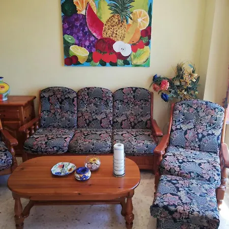 Naranjos Solo Familias Apartment