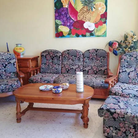 Naranjos Solo Familias Apartment